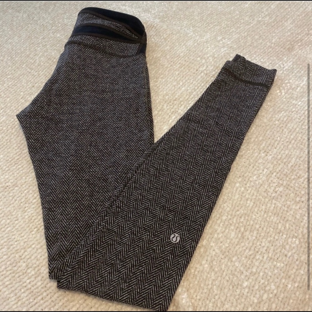 Lululemon Herringbone yoga pants : size 4